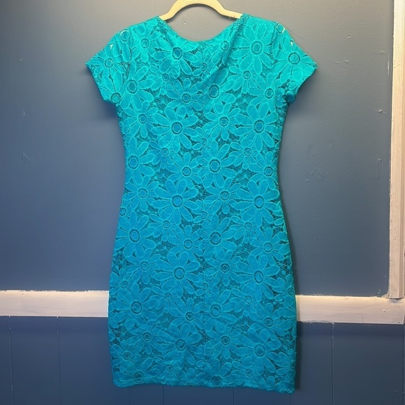 Turquoise Lace Cocktail Dress - Picture 7 of 10